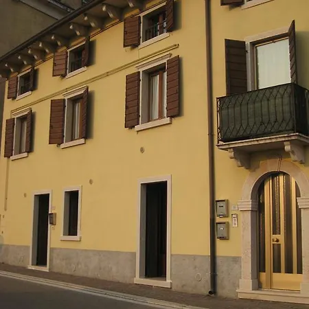 Apartamento Giallo